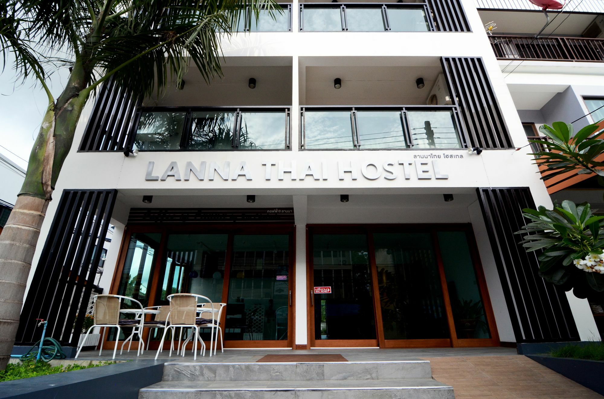Lanna Thai Hostel Chiang Mai Exterior photo